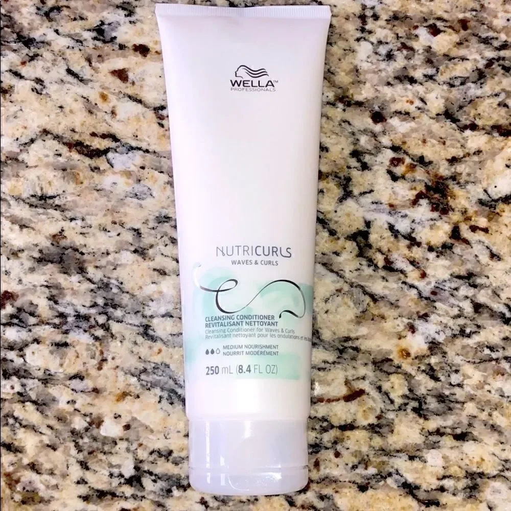 Wella Nutricurls Waves&Curls Cleansing Conditioner