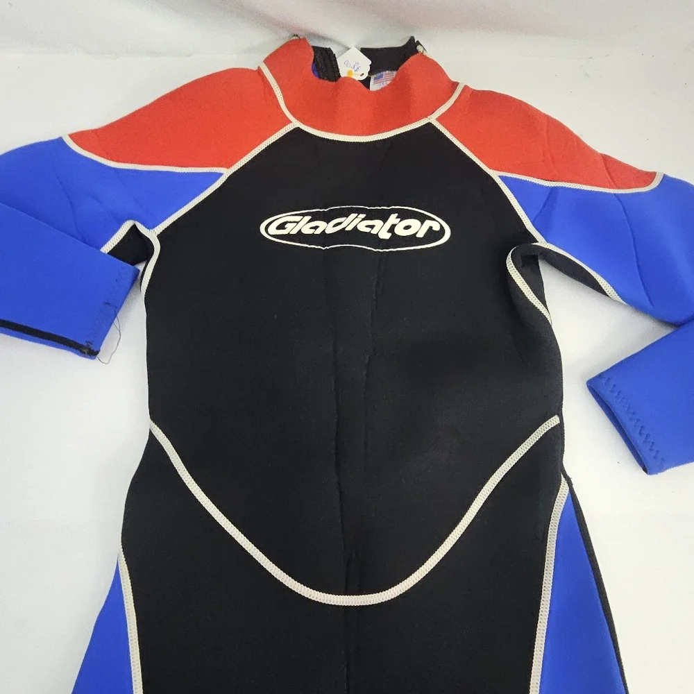 Gladiator scuba diving