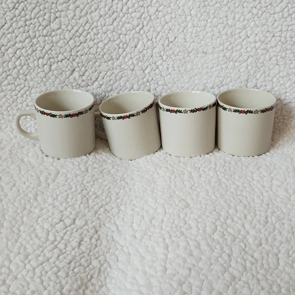 Vintage O' Christmas tree ceramic tea cups set of 4