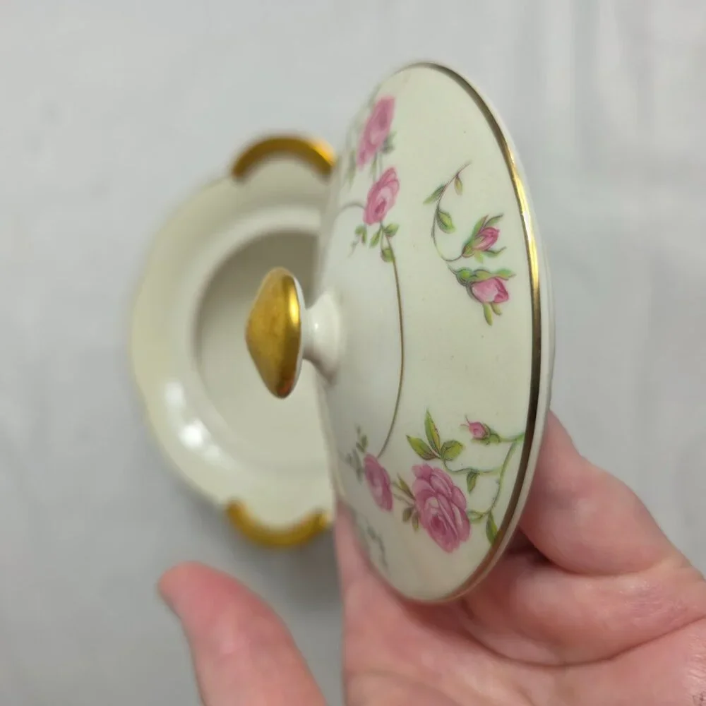 Theodore Haviland Delaware (New York) Sugar Bowl with Lid Ivory with Pink Roses