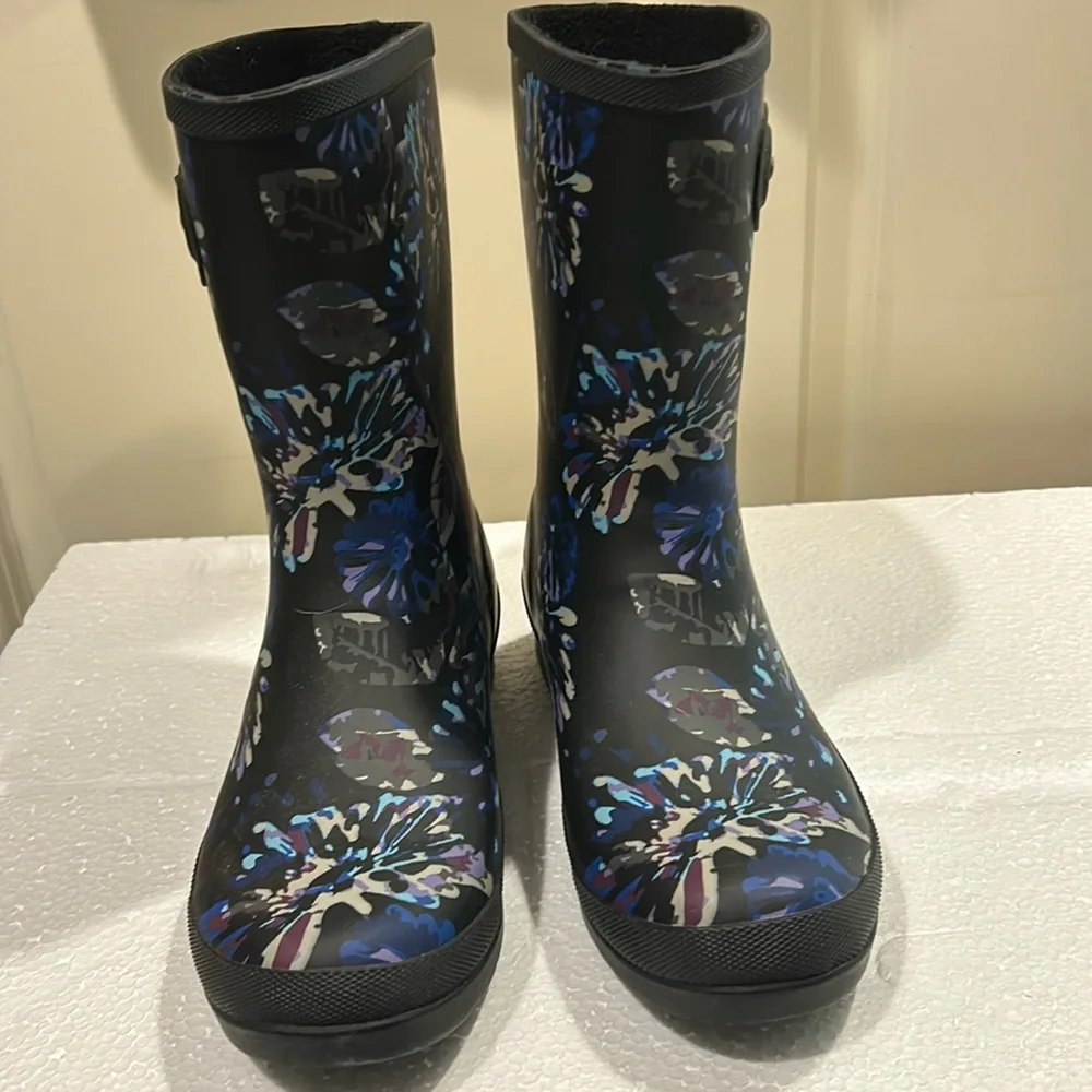 Chooka womens Eastlake Premium slip in floral Mid calf lined Rain Boots size 7
