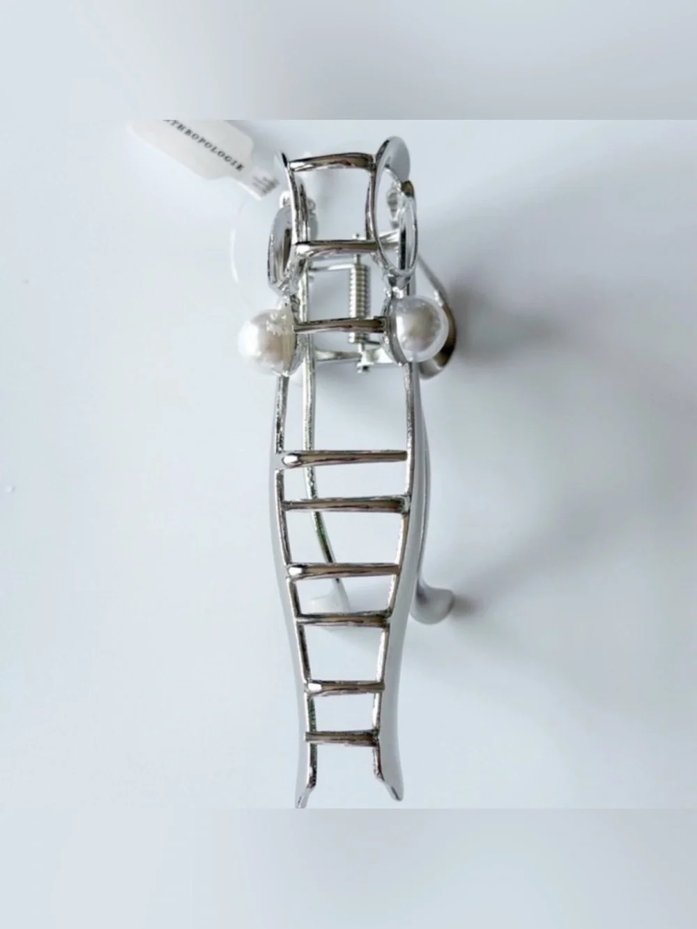 Anthropologie bow pearl