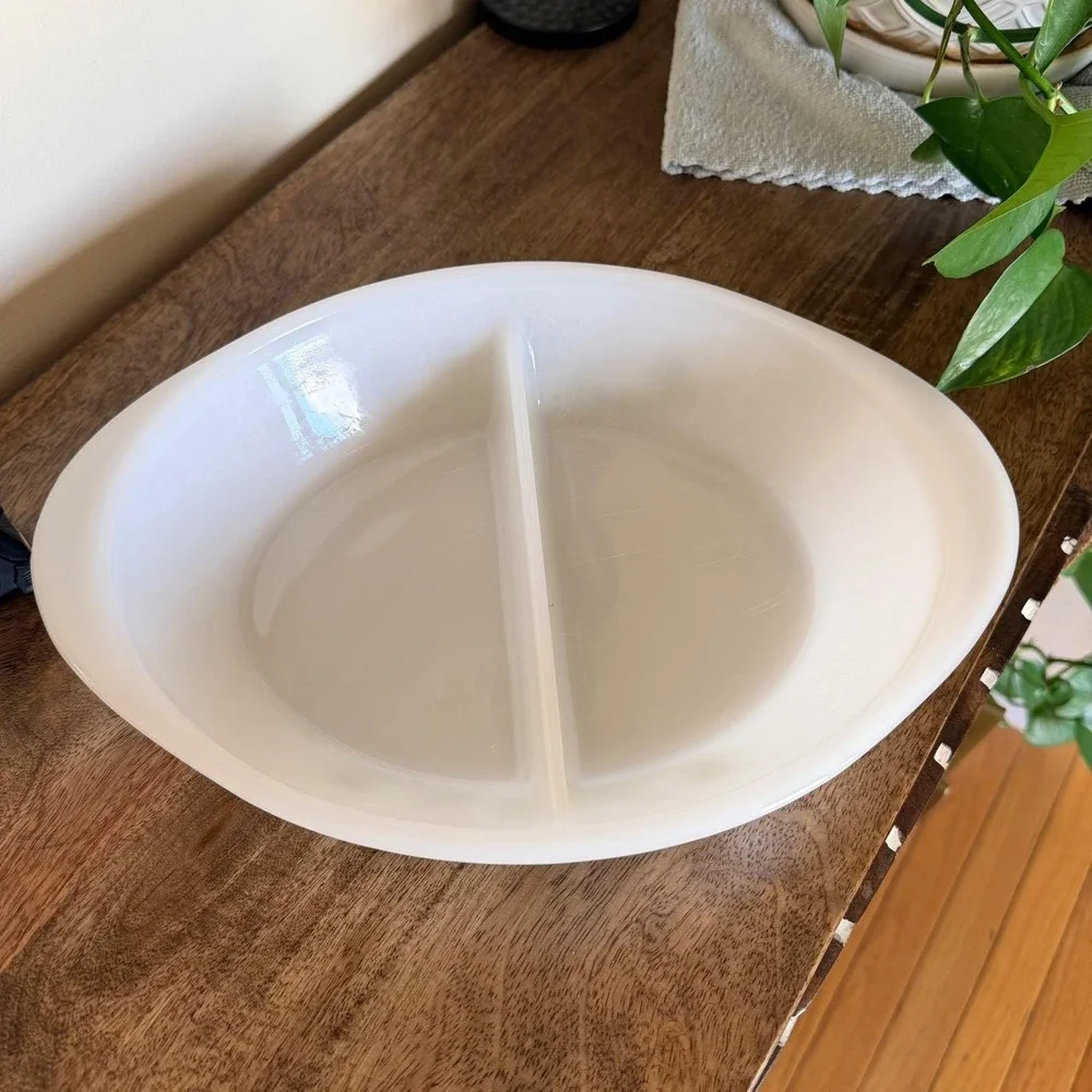 Vintage Unmarked Glasbake Green‎ Daisy Divided Milk Glass Casserole Dish 70s
