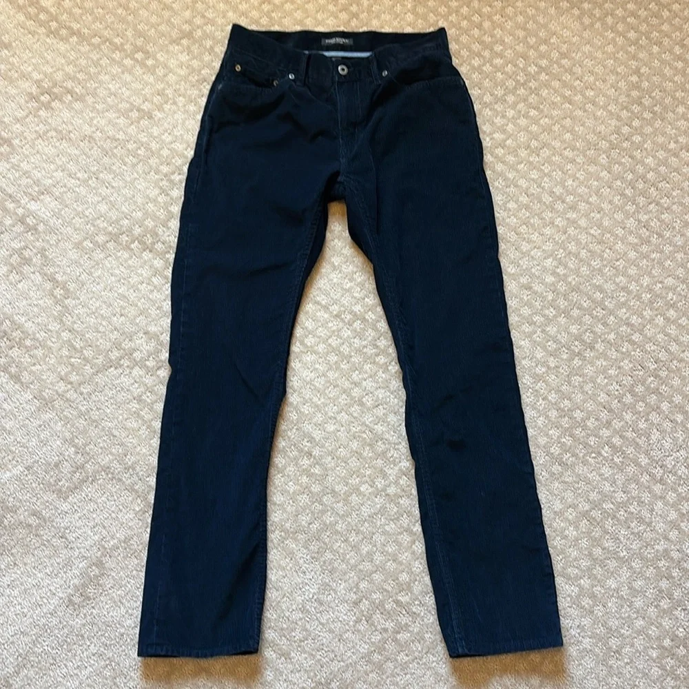 Banana Republic **** measured