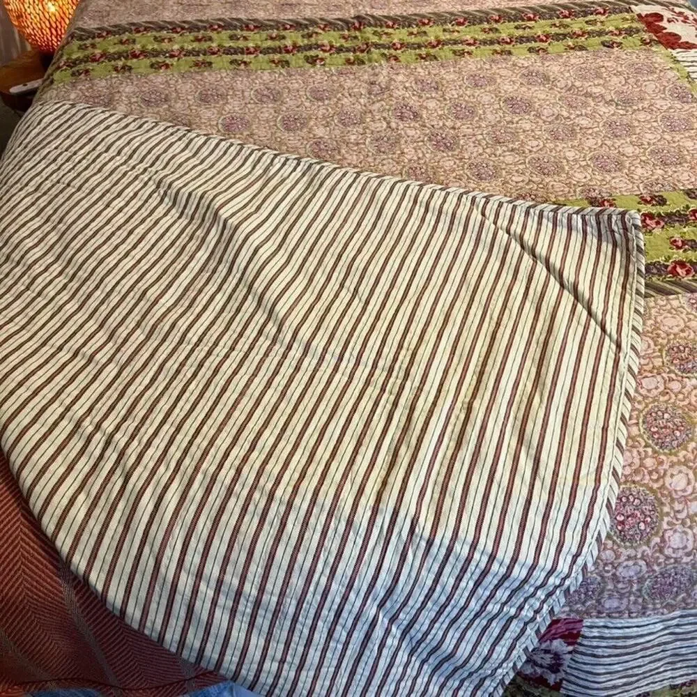 POTTERY BARN Quilt Cranberry Red Pink Patchwork Floral Reversible Stripe Queen