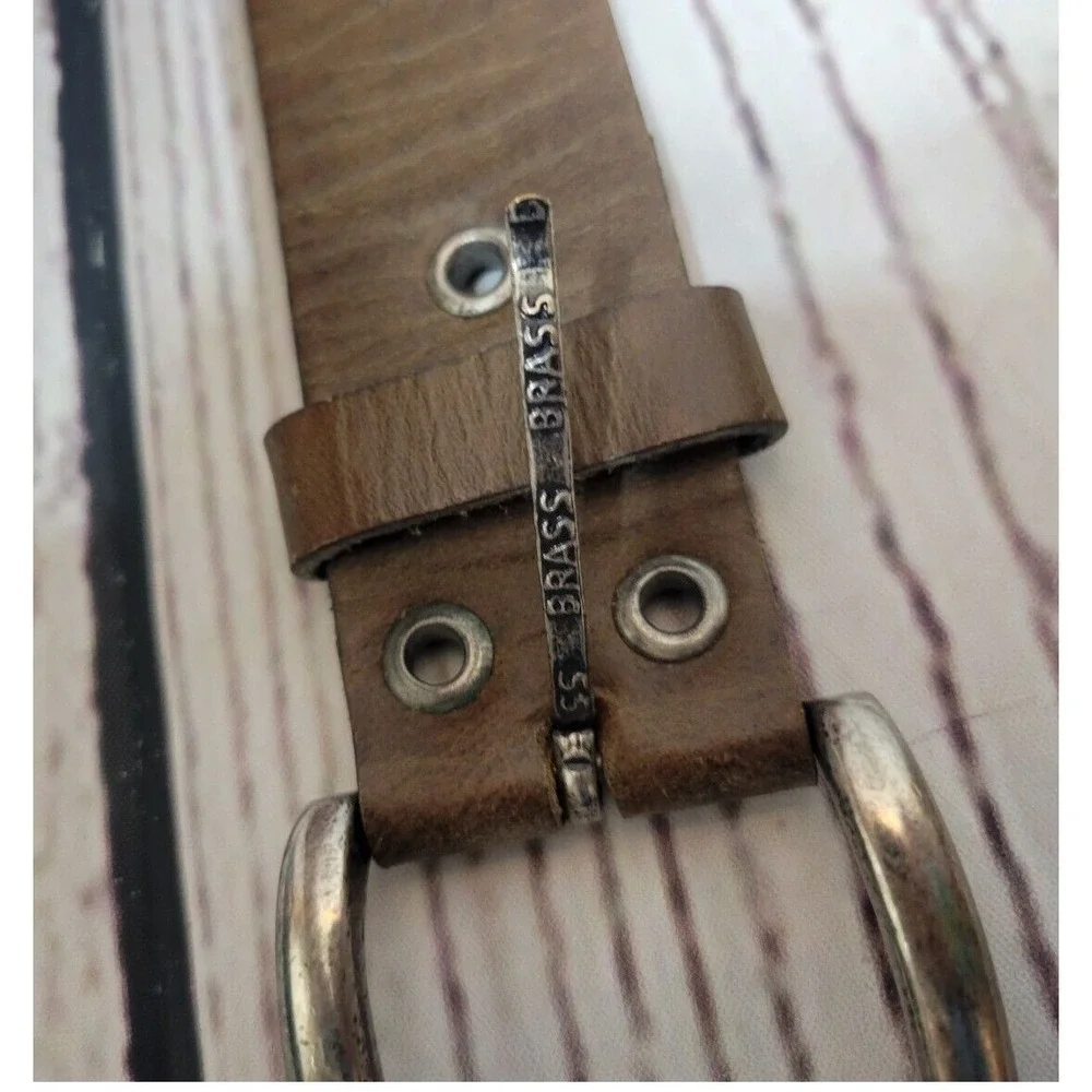 Unbranded leather belt
