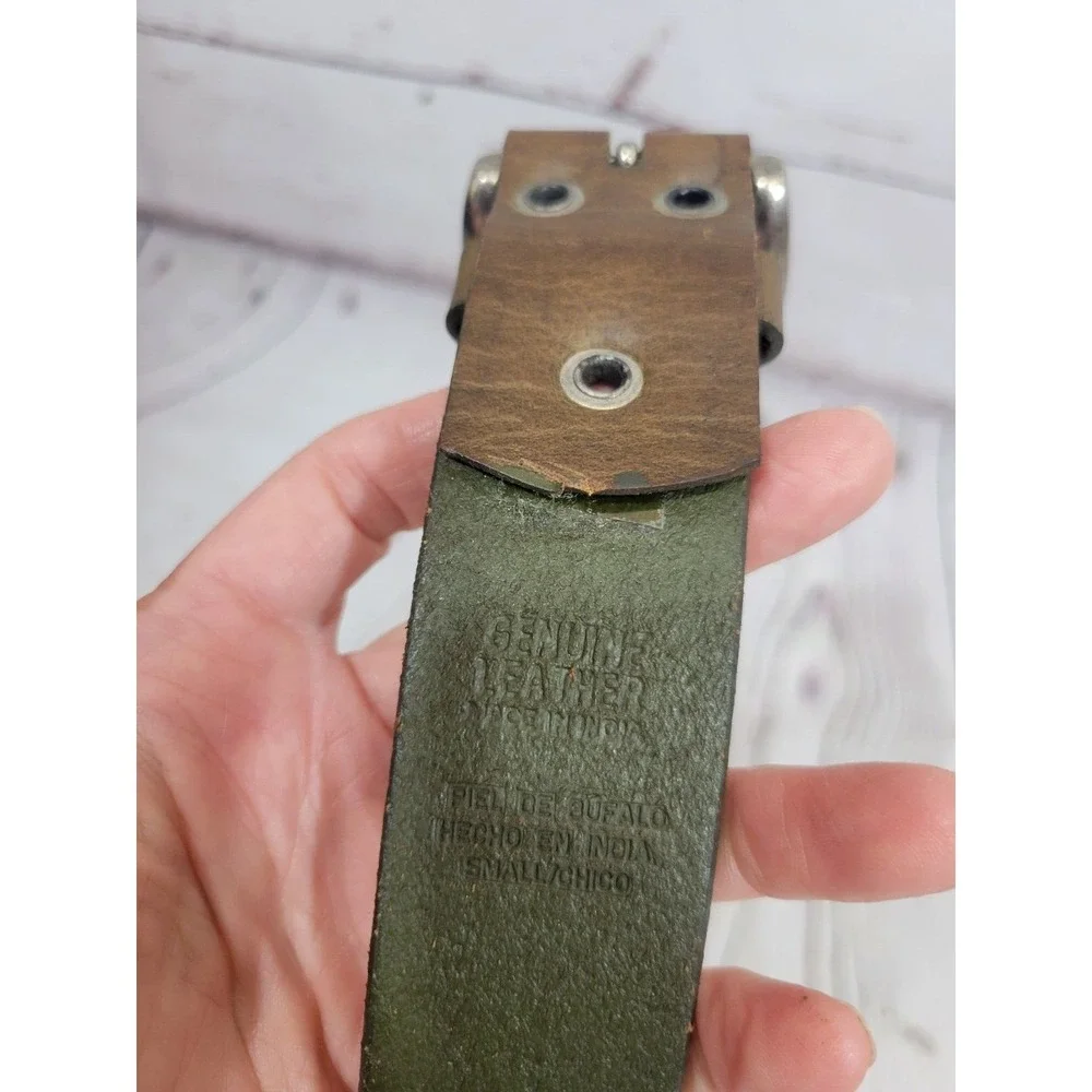 Unbranded leather belt