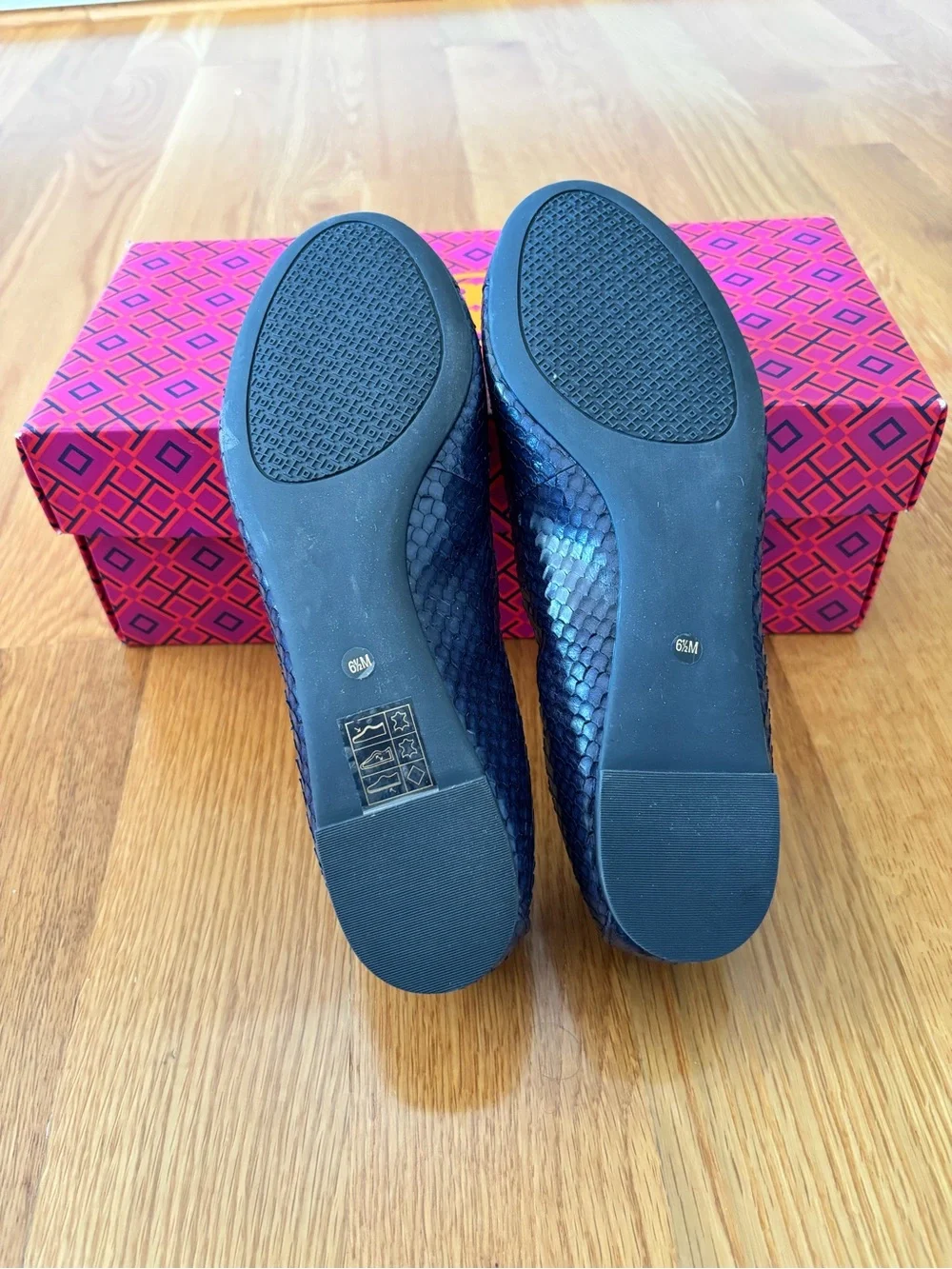 Tory Burch elegant tory