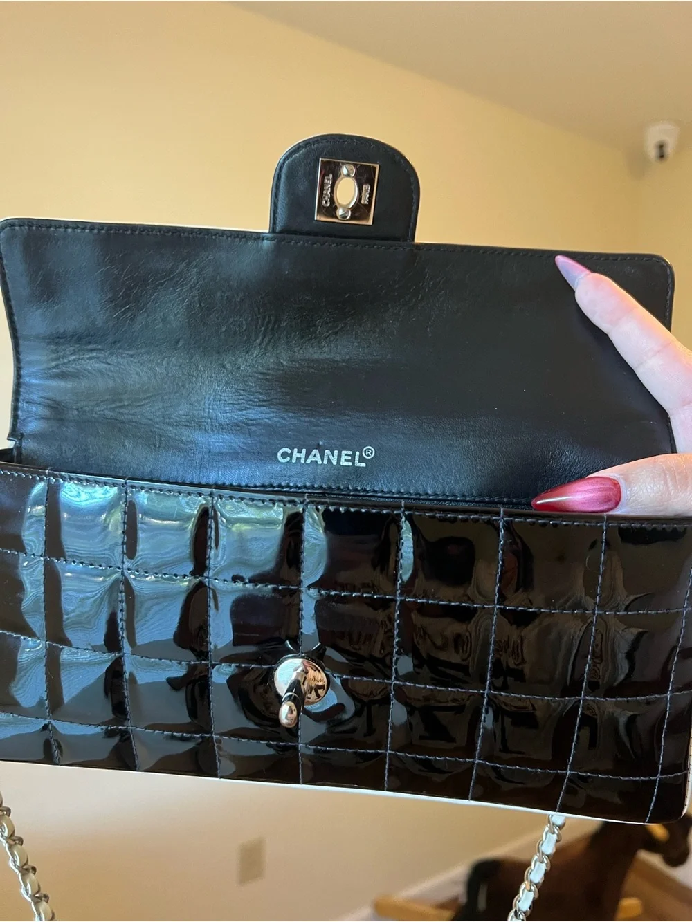 CHANEL i’m selling