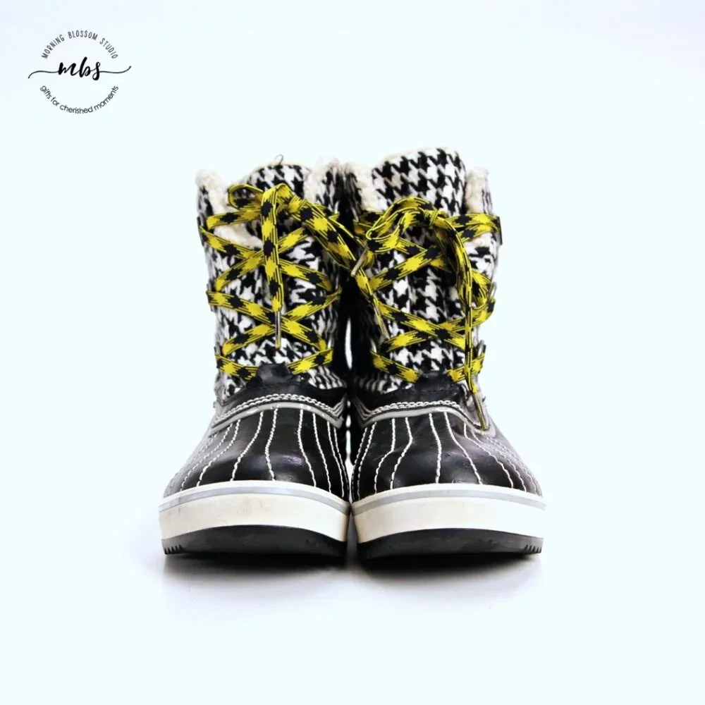 Sorel Tivoli Houndstooth Boots Black White Women 10