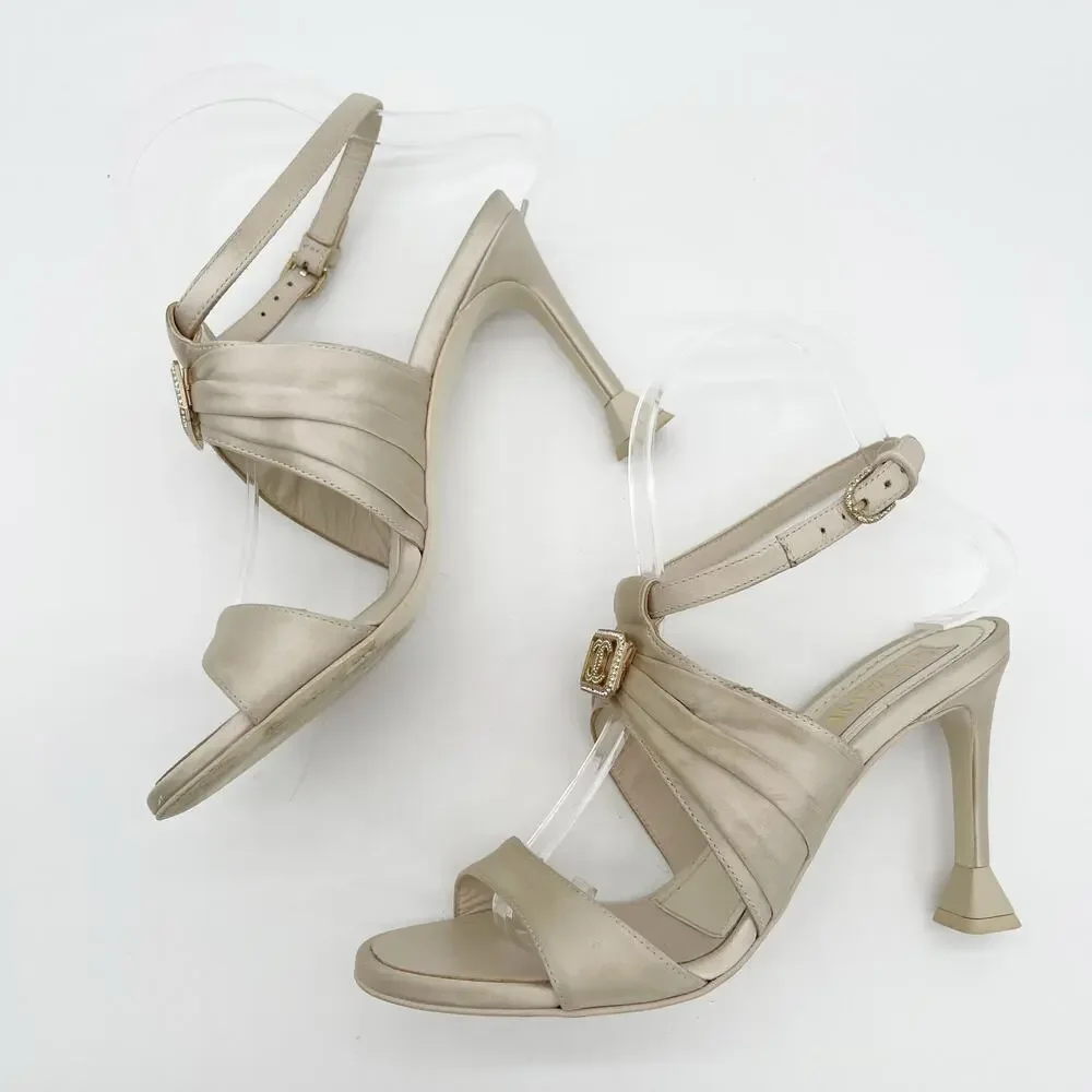 CHANEL 2023 beige