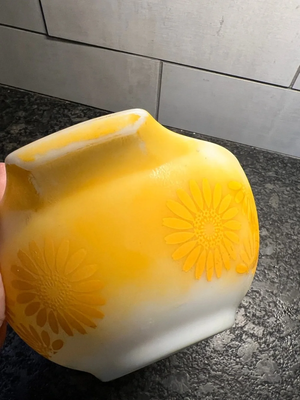 Pyrex Cinderella Bowl Sunflower Mixing Bowl - 442. 1-1/2 qt