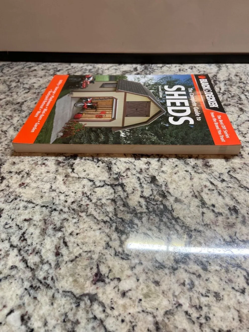 Black & Decker Building Sheds Joseph Truini DIY Carpentry Paperback Home Plans