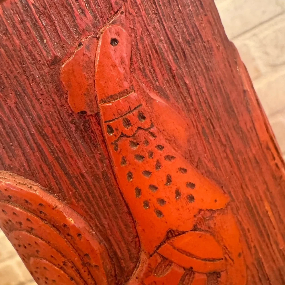 Hallmark cottage pillar