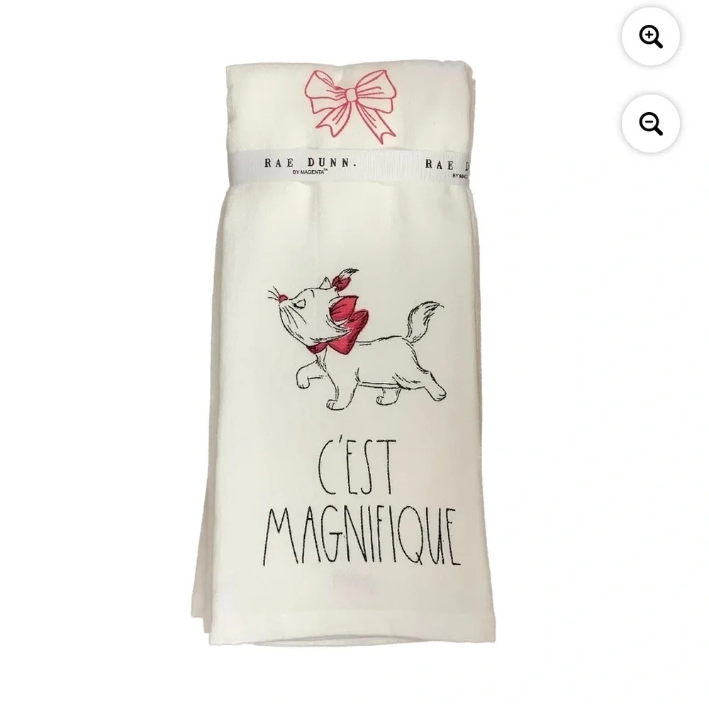 Rae Dunn aristocats 18 towel