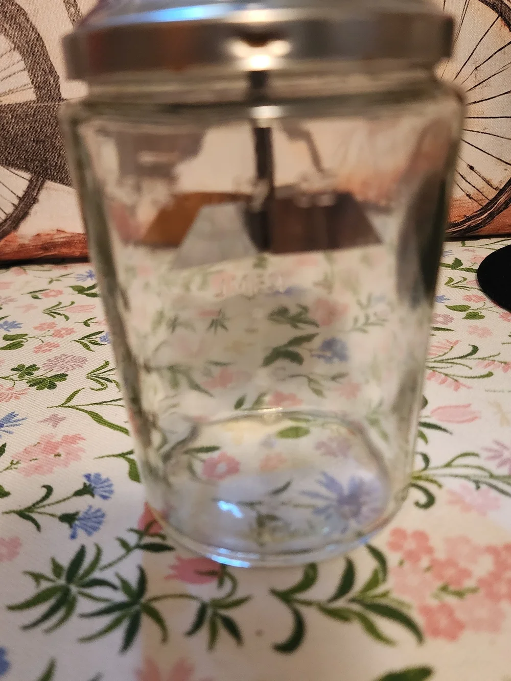 ACME glass nut