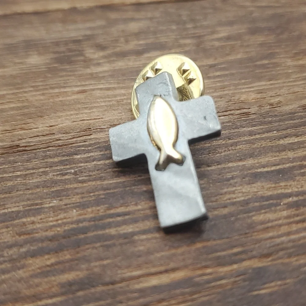 3/$20 Sterling fish Jesus religious pin B522‎