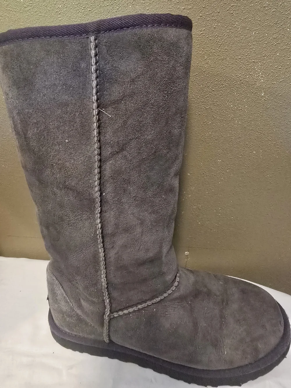 UGG classic tall