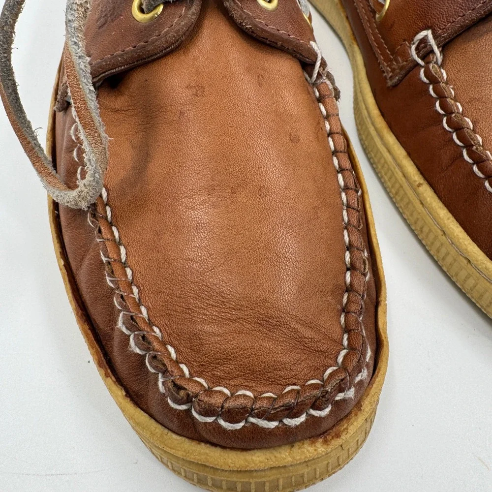 Coach vintage boat