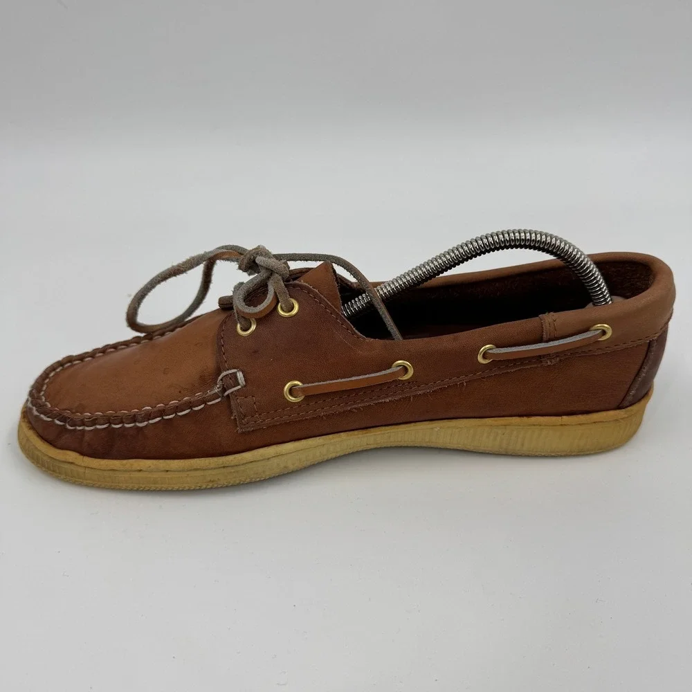 Coach vintage boat