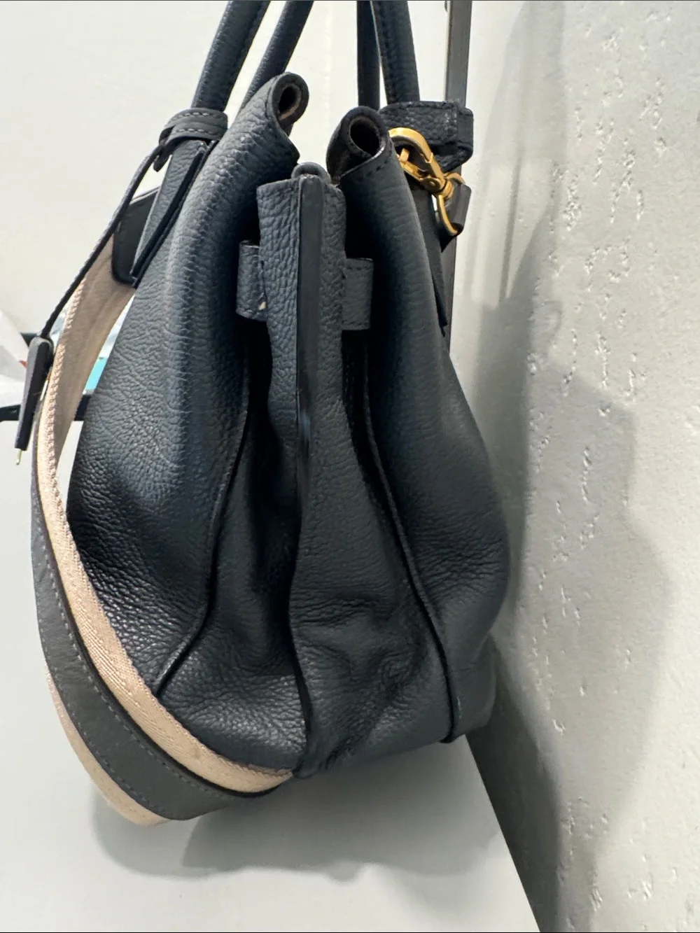 MCM structured pebble