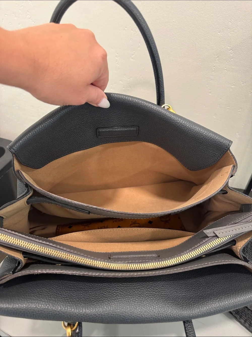 MCM structured pebble