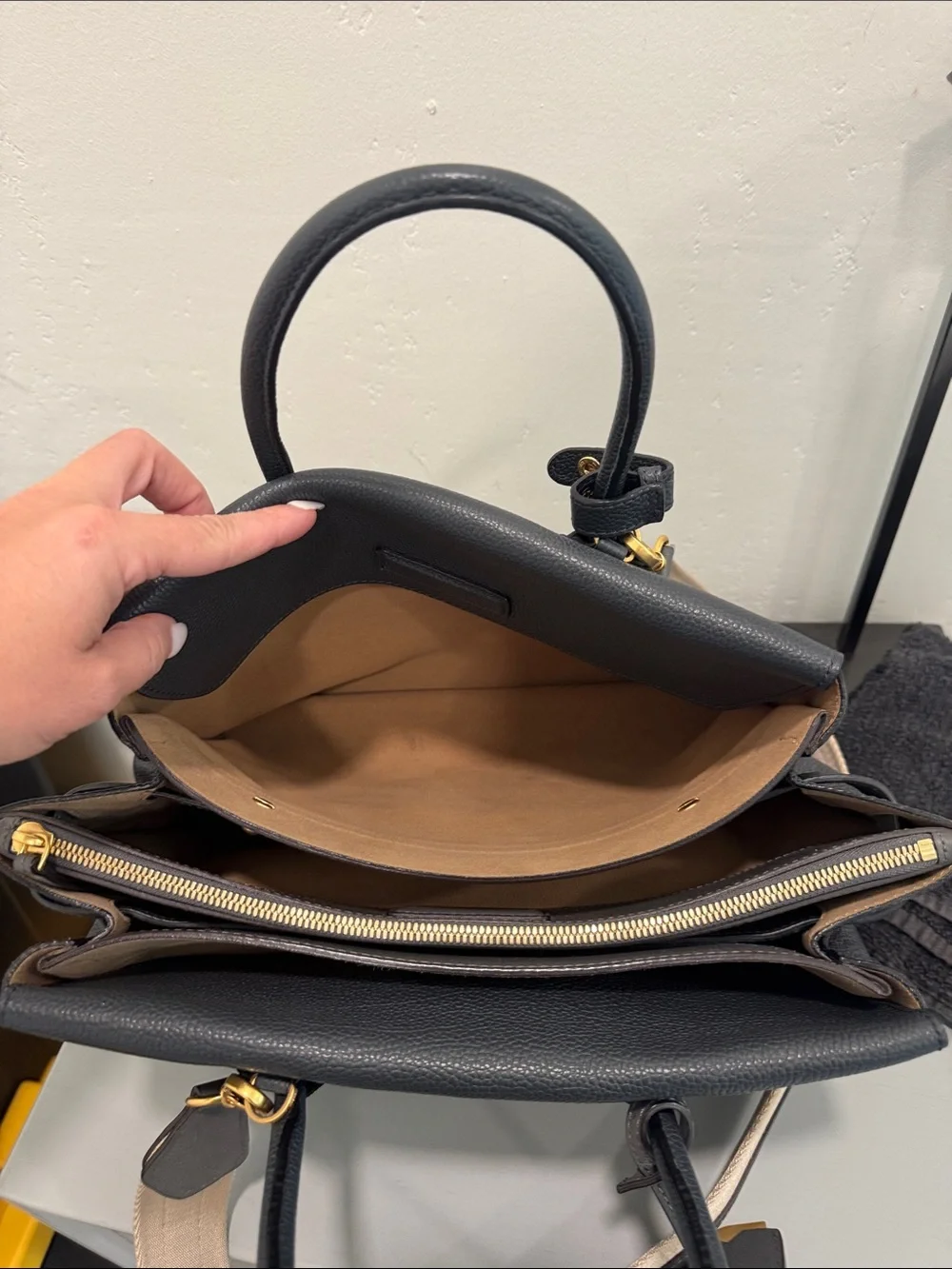 MCM structured pebble