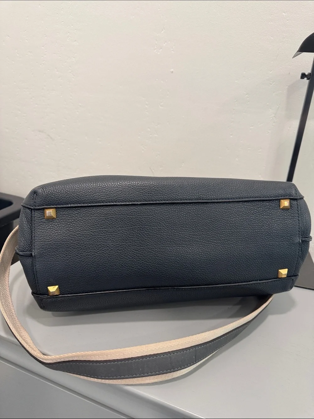 MCM structured pebble
