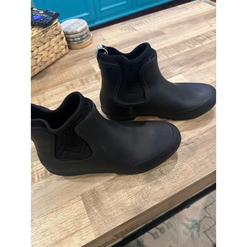 UGG chevonne rain