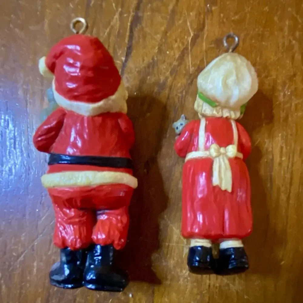 Hallmark enthusiast friendly