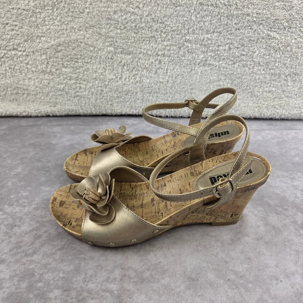 Unlisted Kenneth Cole Fresh Spice Gold Metallic Floral Cork Wedge Sandals Wl- 8