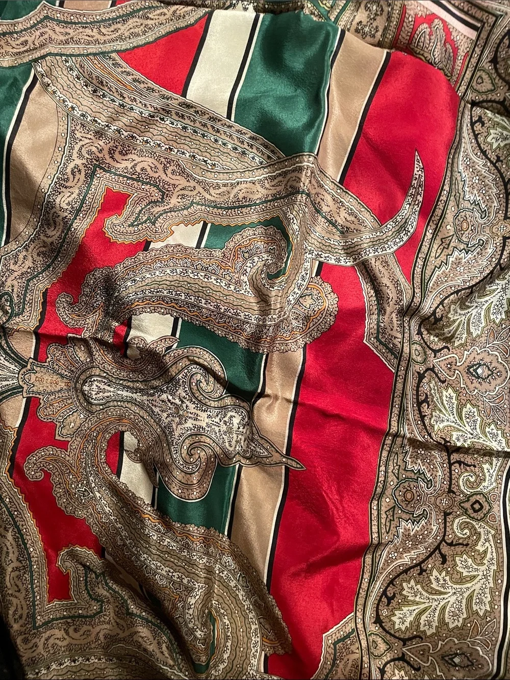 Vintage luxurious paisley