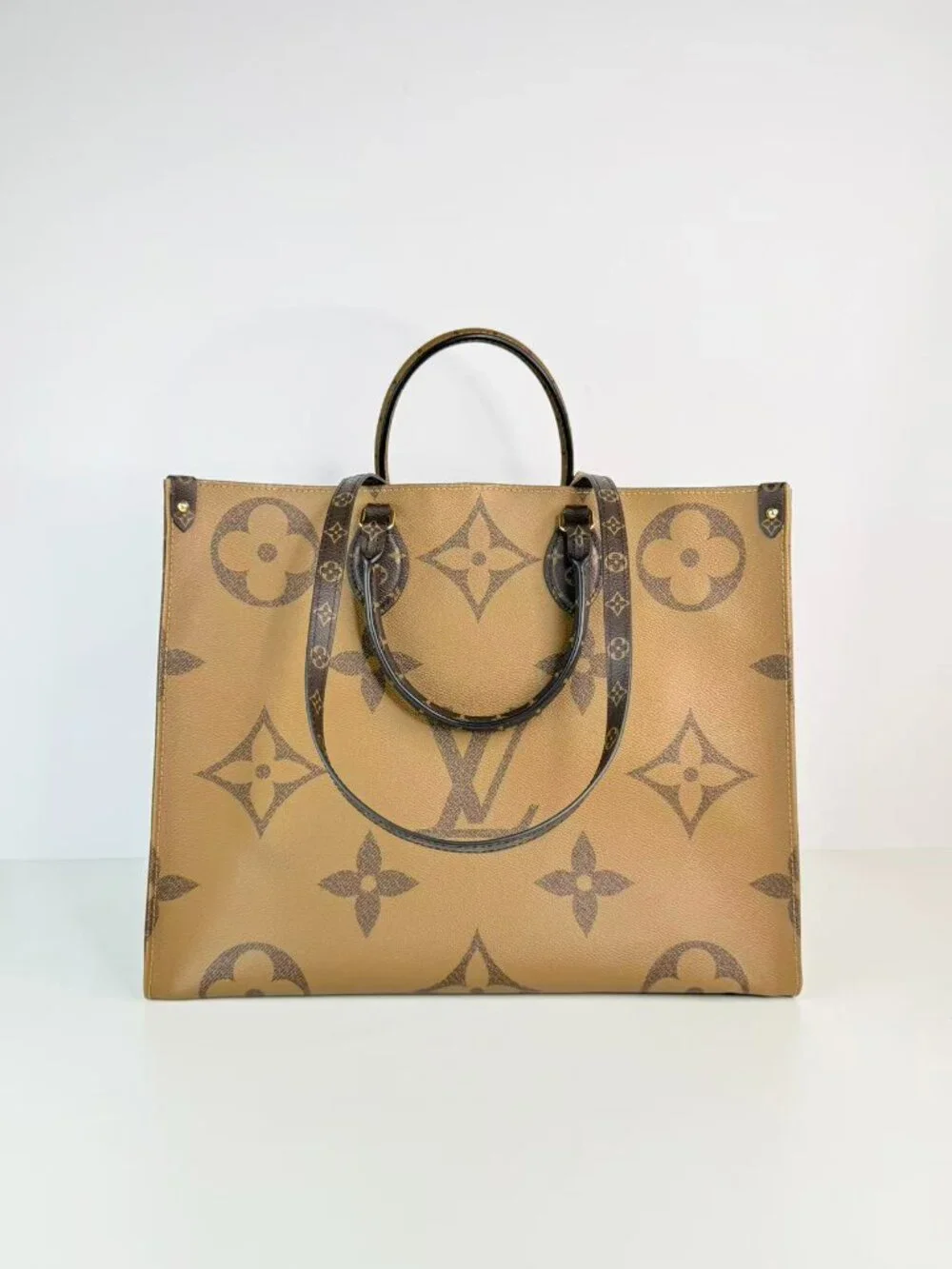 Louis Vuitton very good