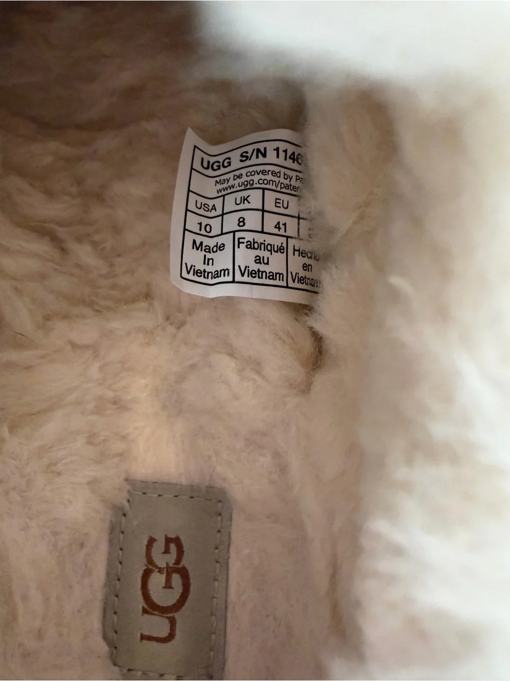 UGG never worn