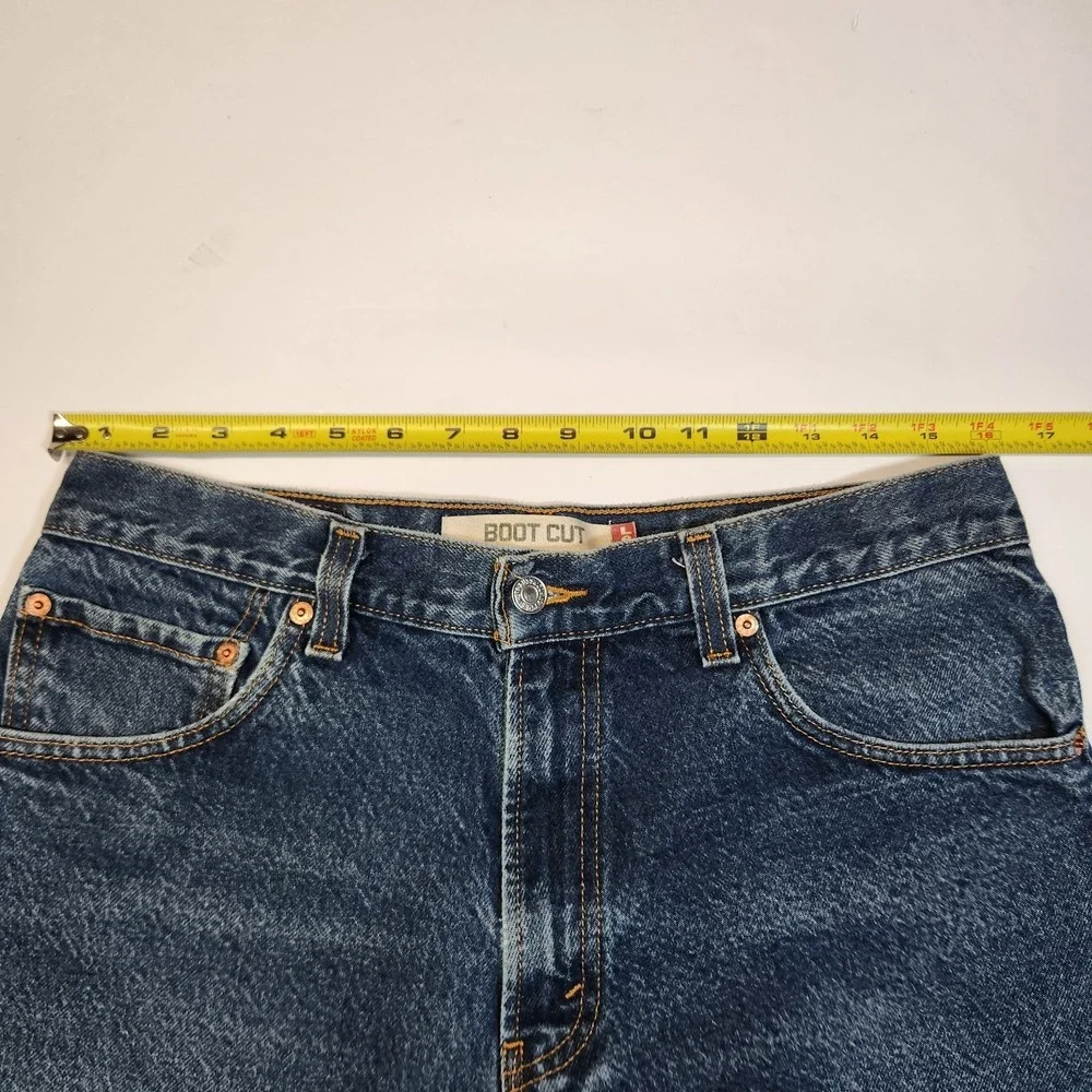 Levis levi 517