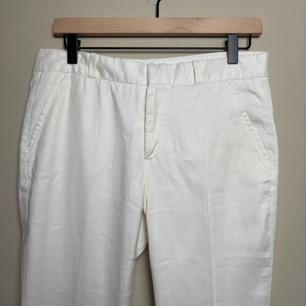 Banana Republic womens owned—no 55%