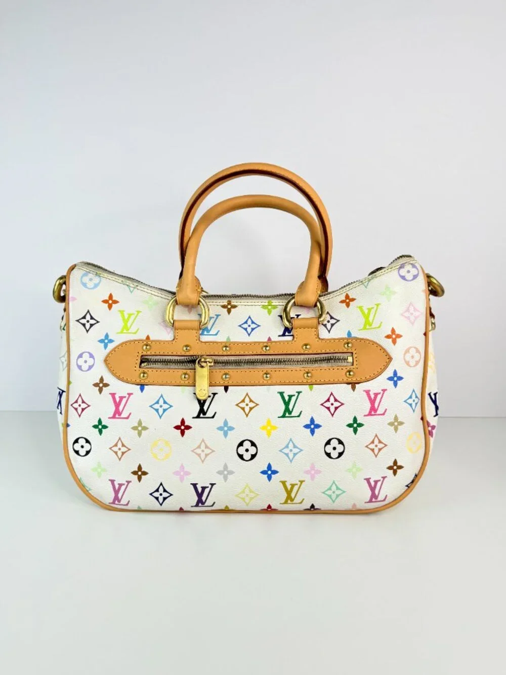 Louis Vuitton very good