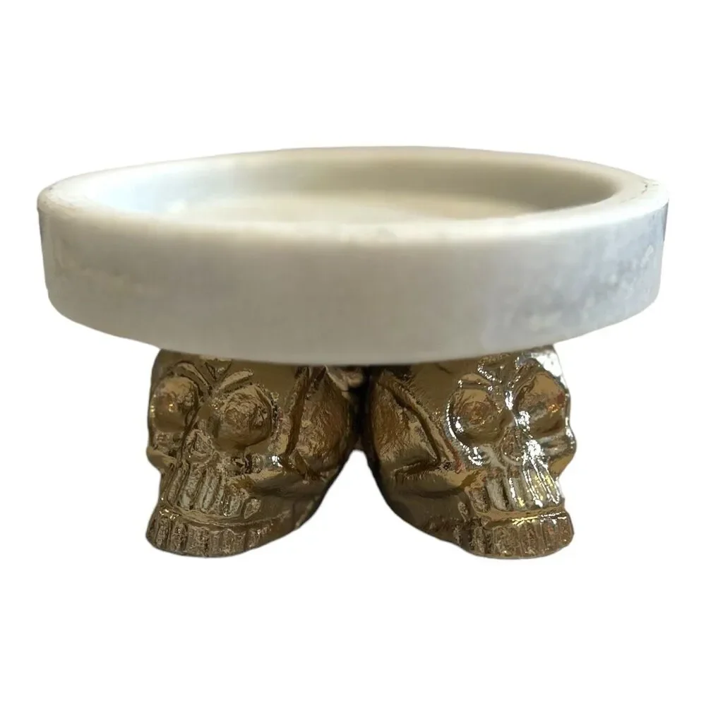N/A brass skulls