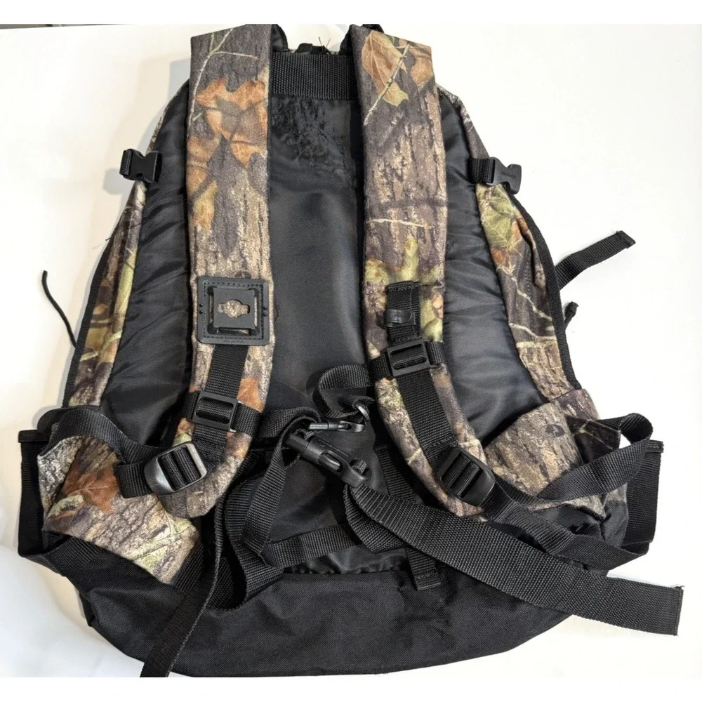 Fieldline Camo Backpack Hunting Hiking Outdoors Camping Daypack Pockets Gorpcore