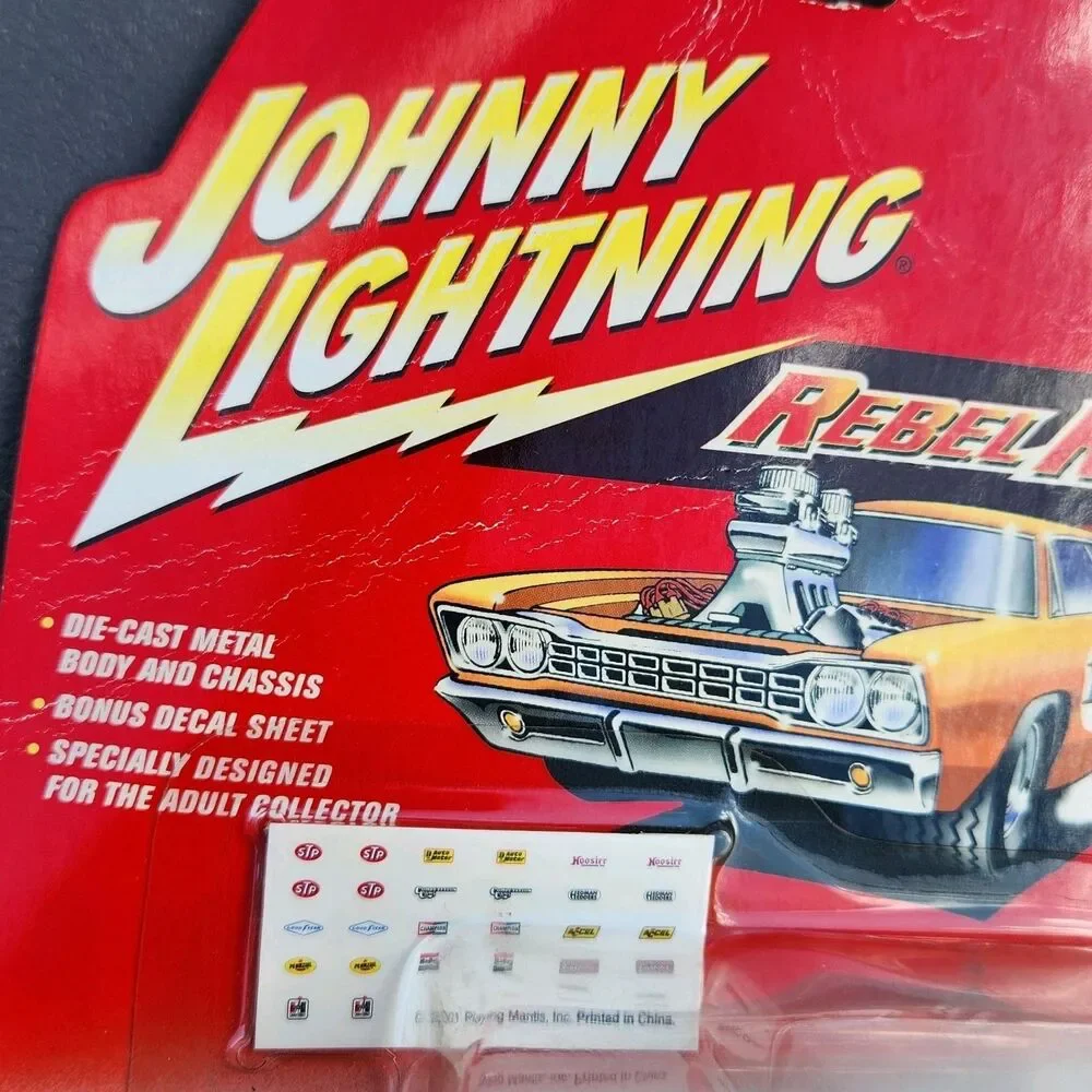 Johnny Lightning lot nip