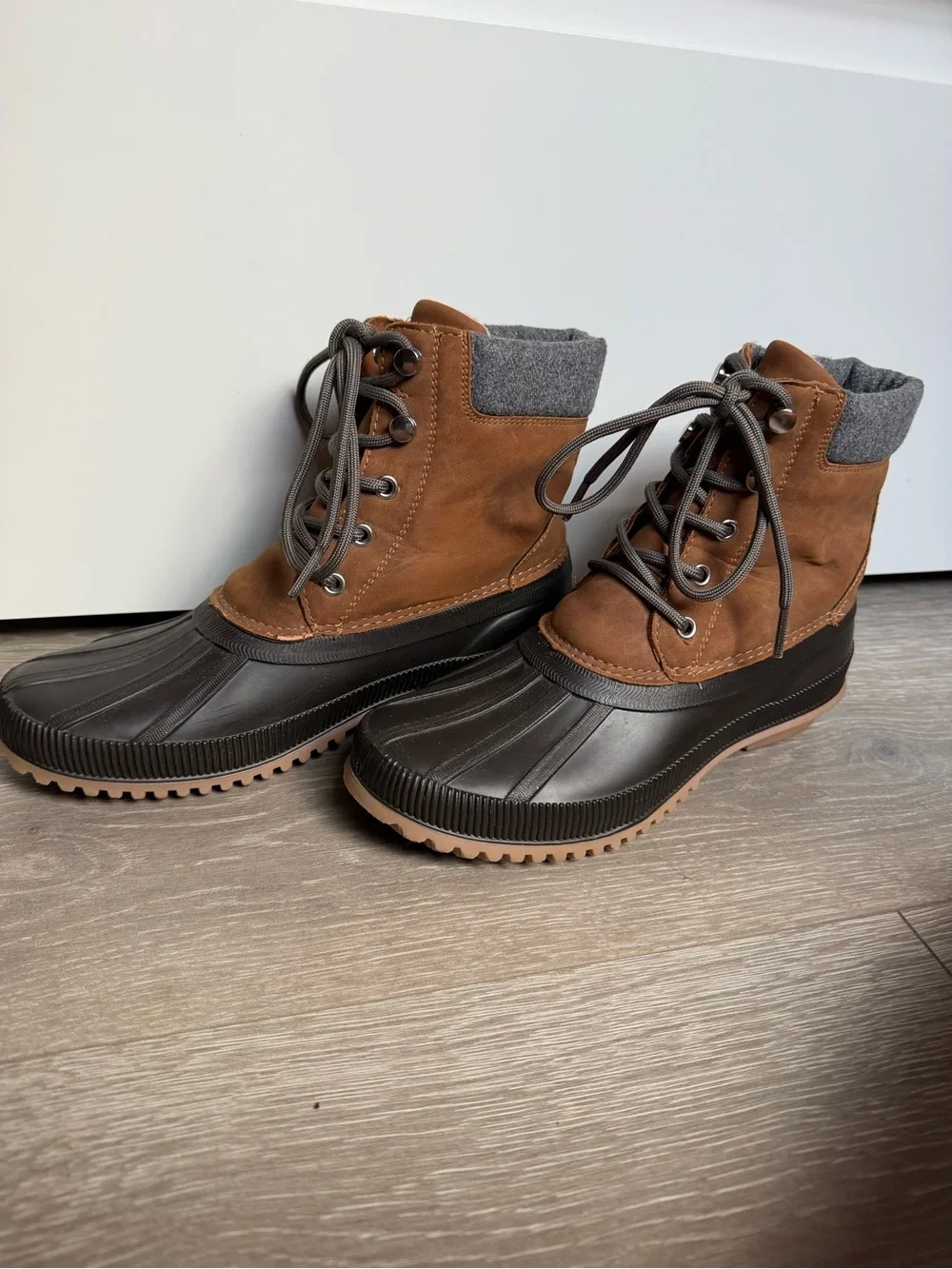 Womens Brown Waterproof Duck Boots - Lace-Up Outdoor Ankle Boots