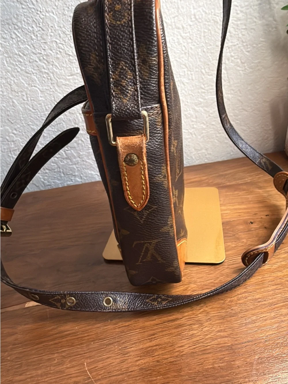 Louis Vuitton classic louis