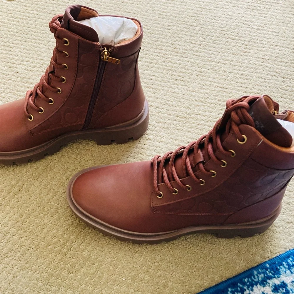 Coach nwt box