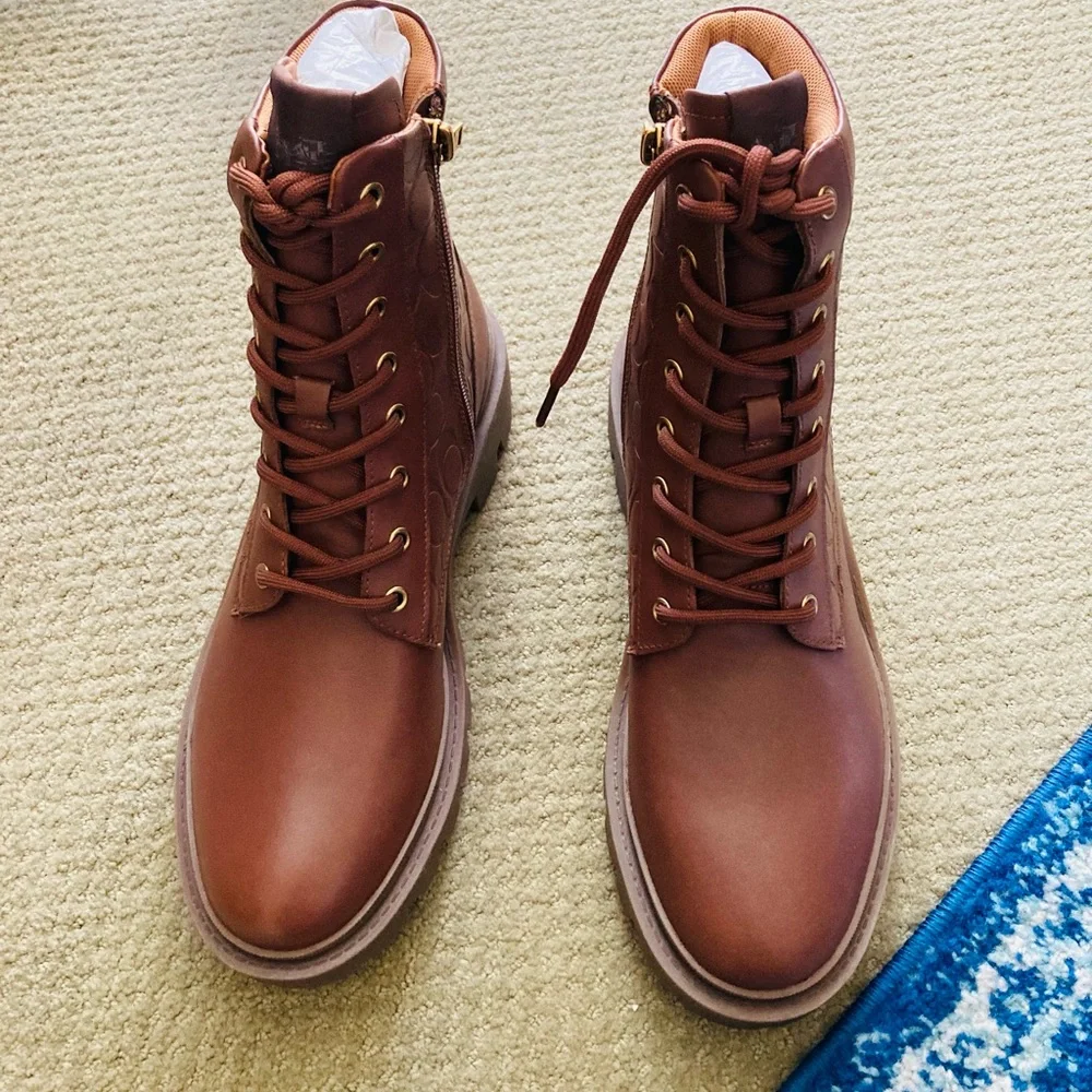 Coach nwt box
