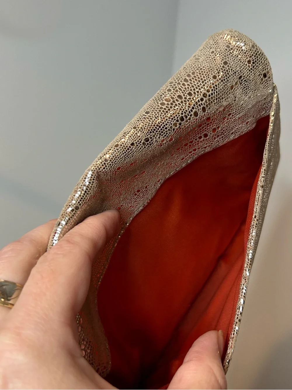 HOBO wristlet features essentials