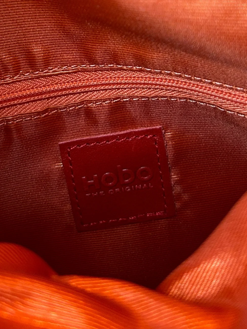HOBO champagne daria functional