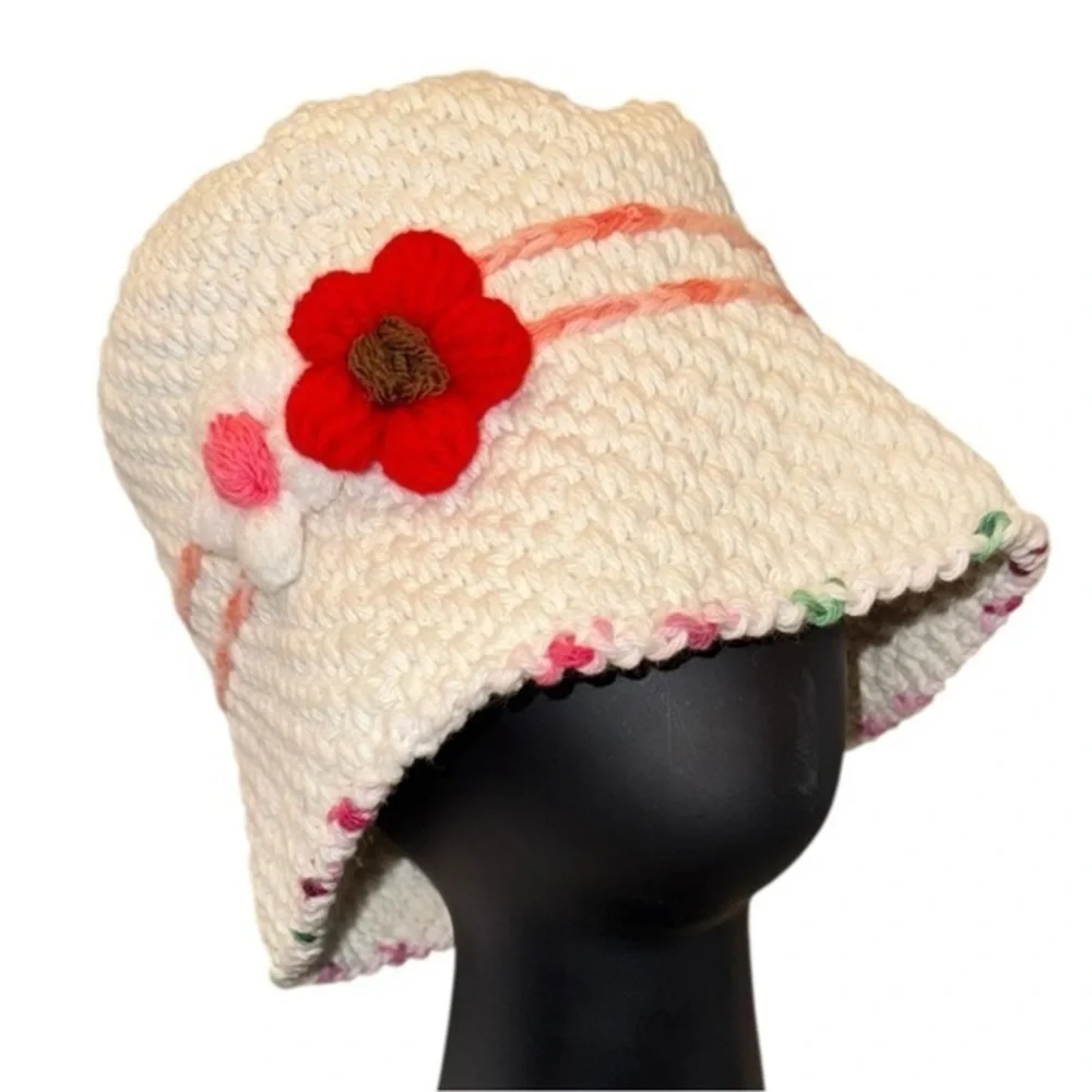 COTTAGECORE GRANNY CORE FLOWER HAT CROCHET / HANDMADE