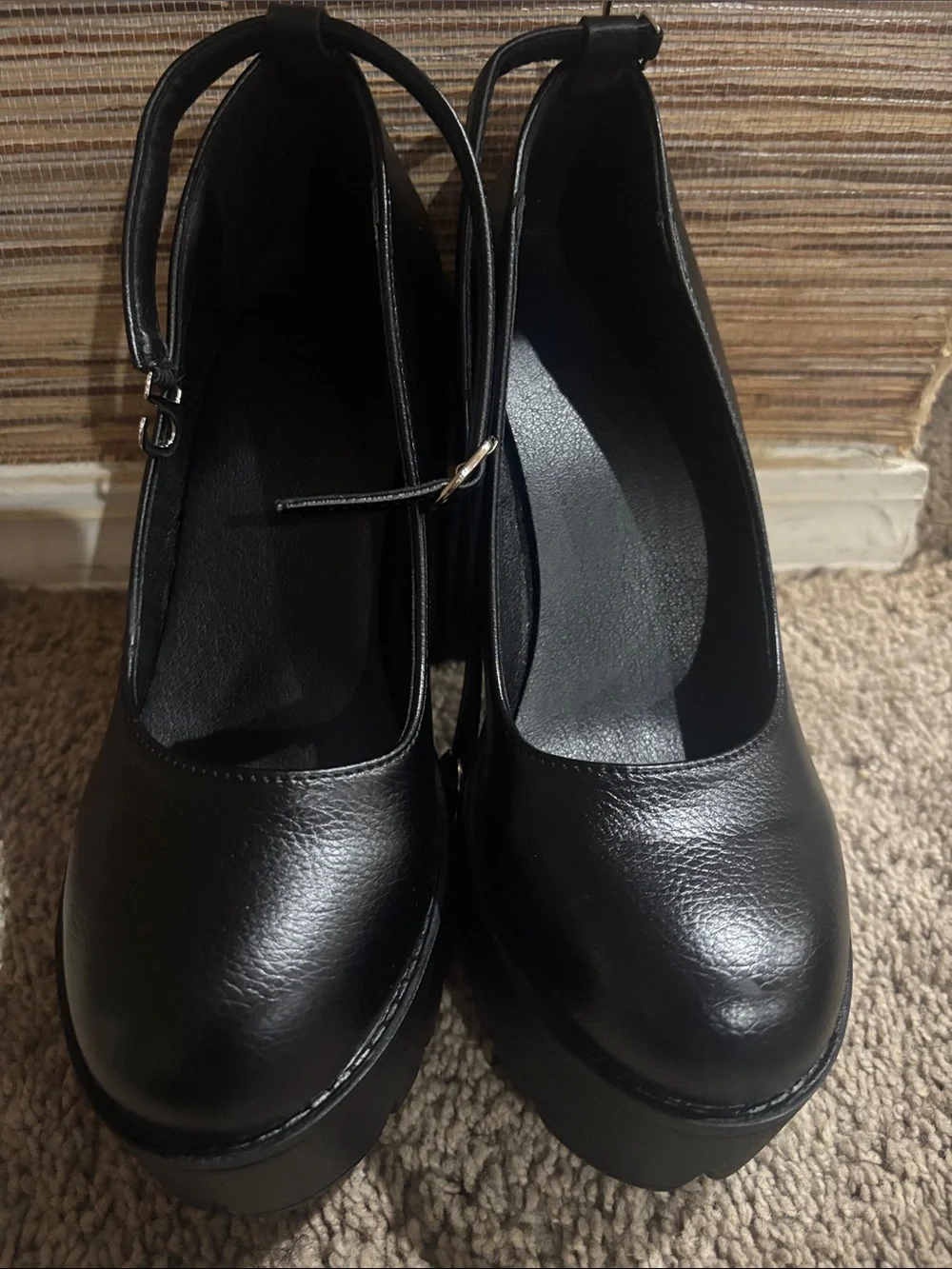 N/A bold black
