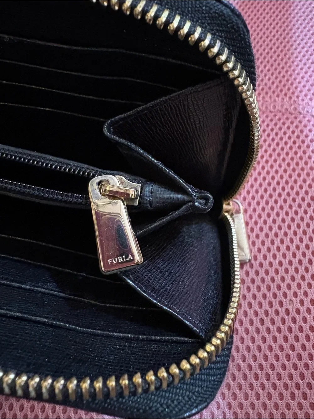 Furla sleek zip