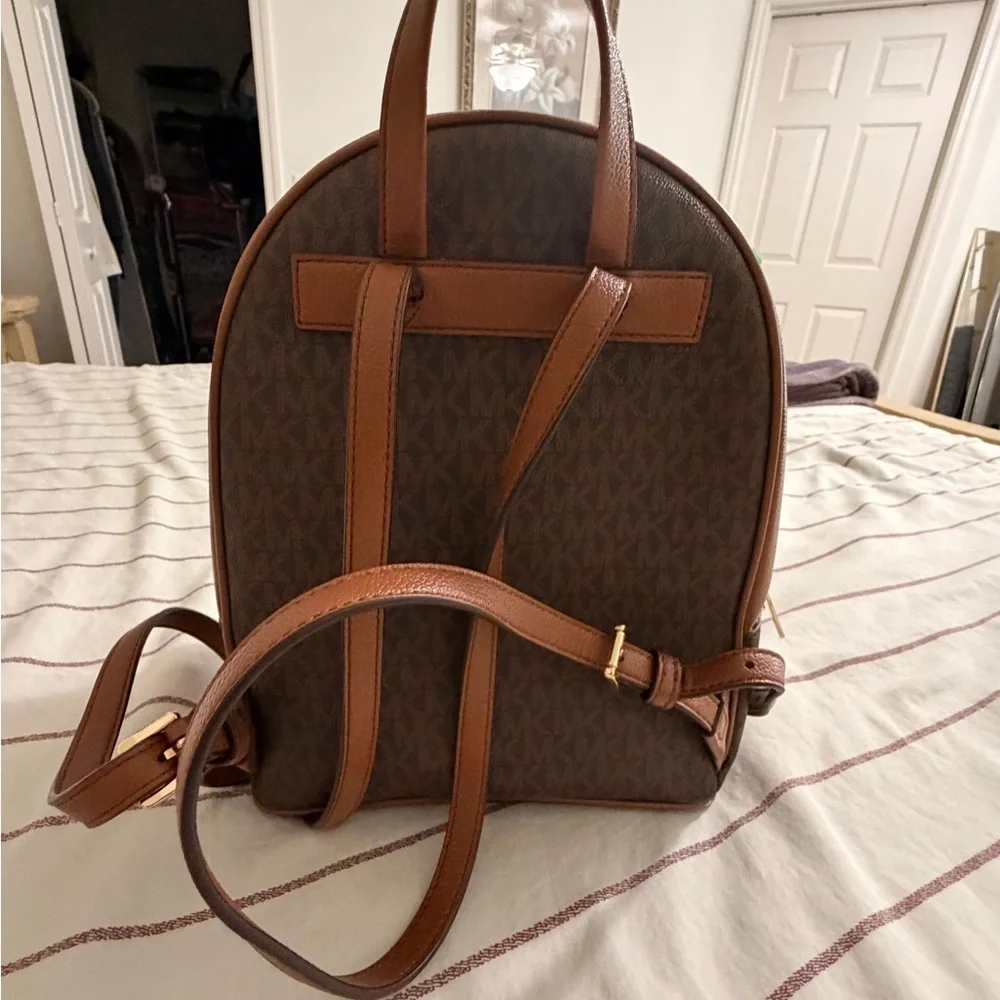 Michael Kors compact dome